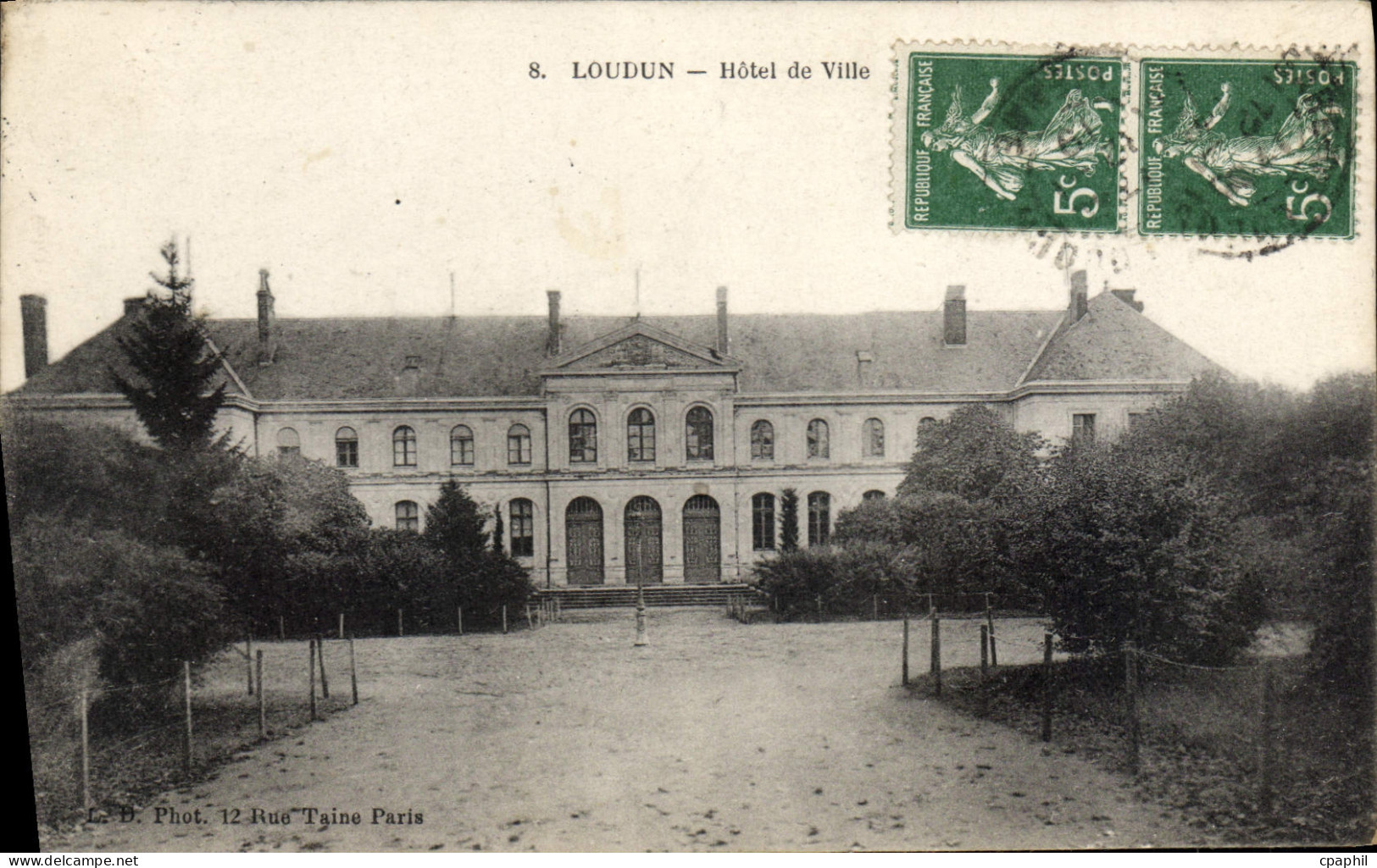CPA Loudun Hotel de Ville