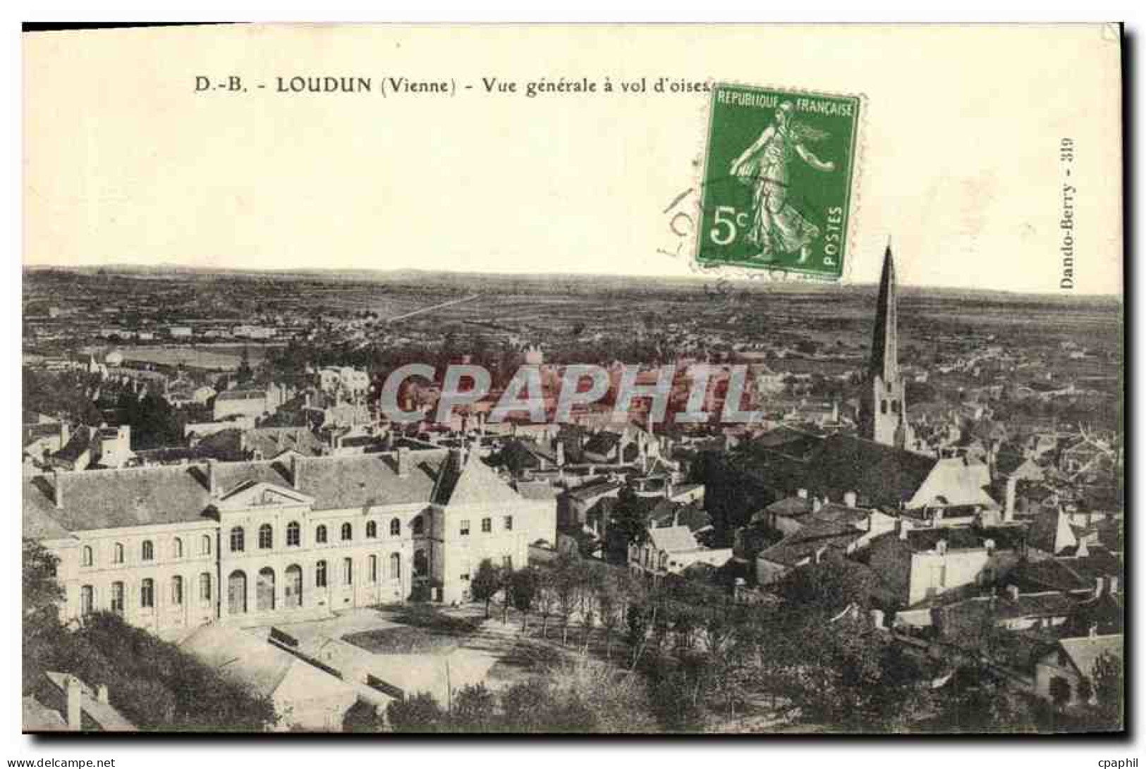 CPA Loudun Vue Generale a Vol d oiseau
