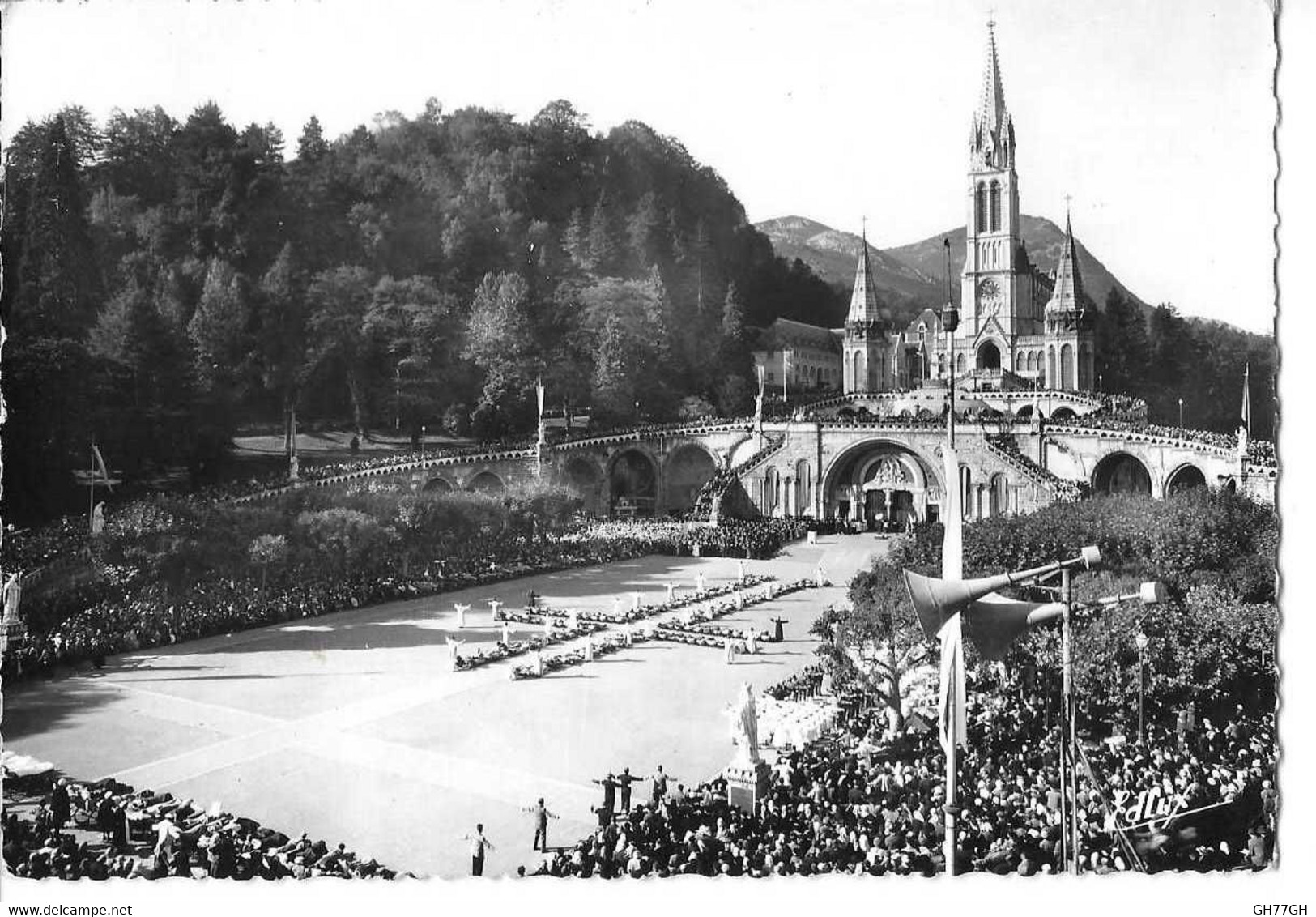 CPA LOURDES 1961