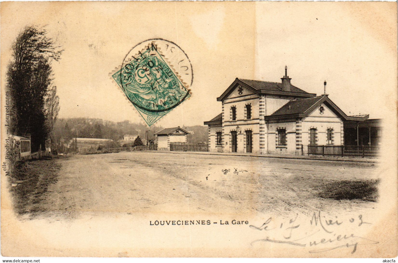 CPA Louveciennes La Gare FRANCE (1378752)