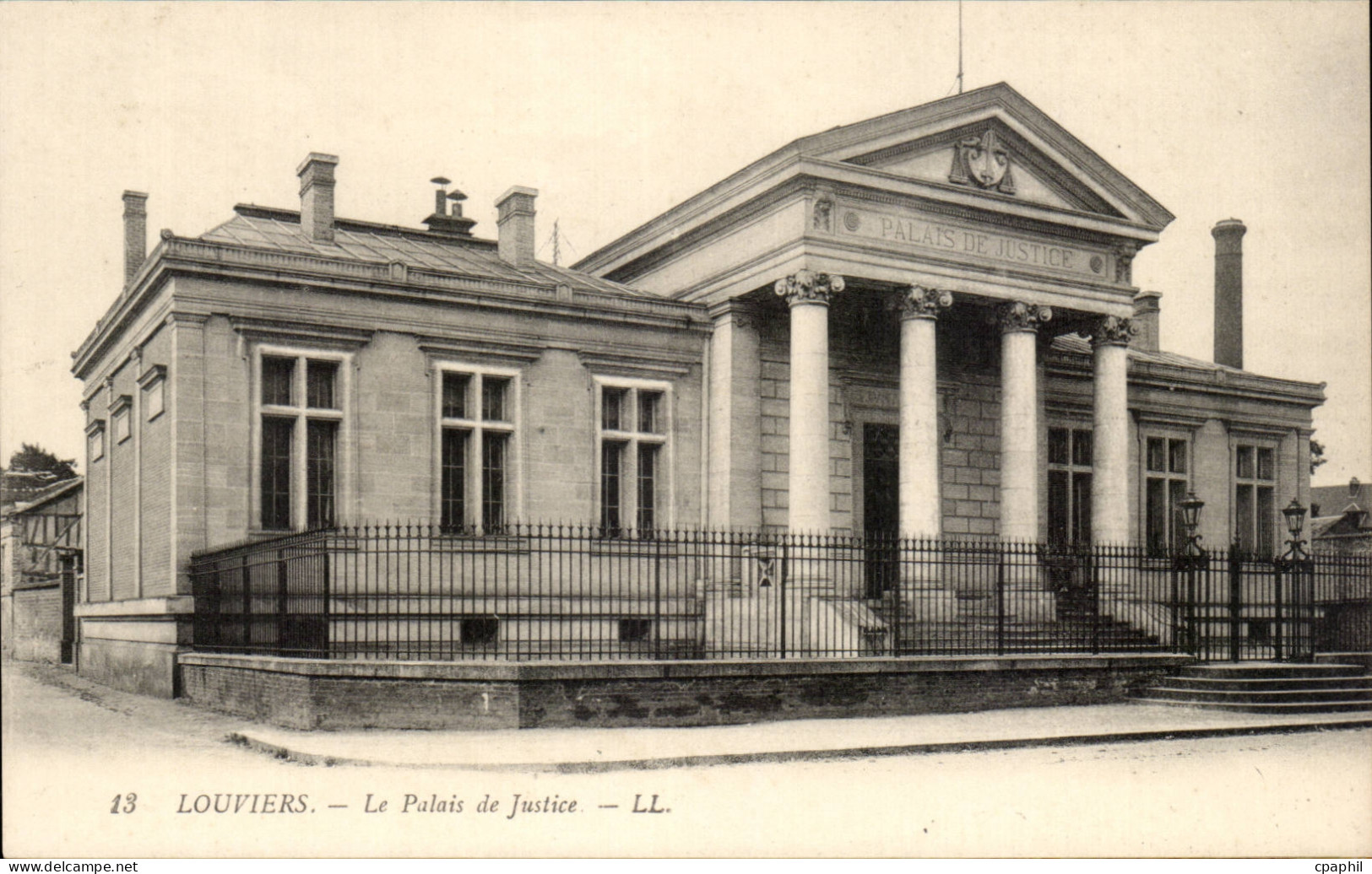 CPA Louviers Le palais de justice