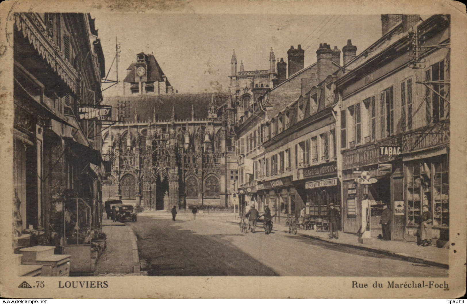 CPA Louviers Rue du Marechal Foch