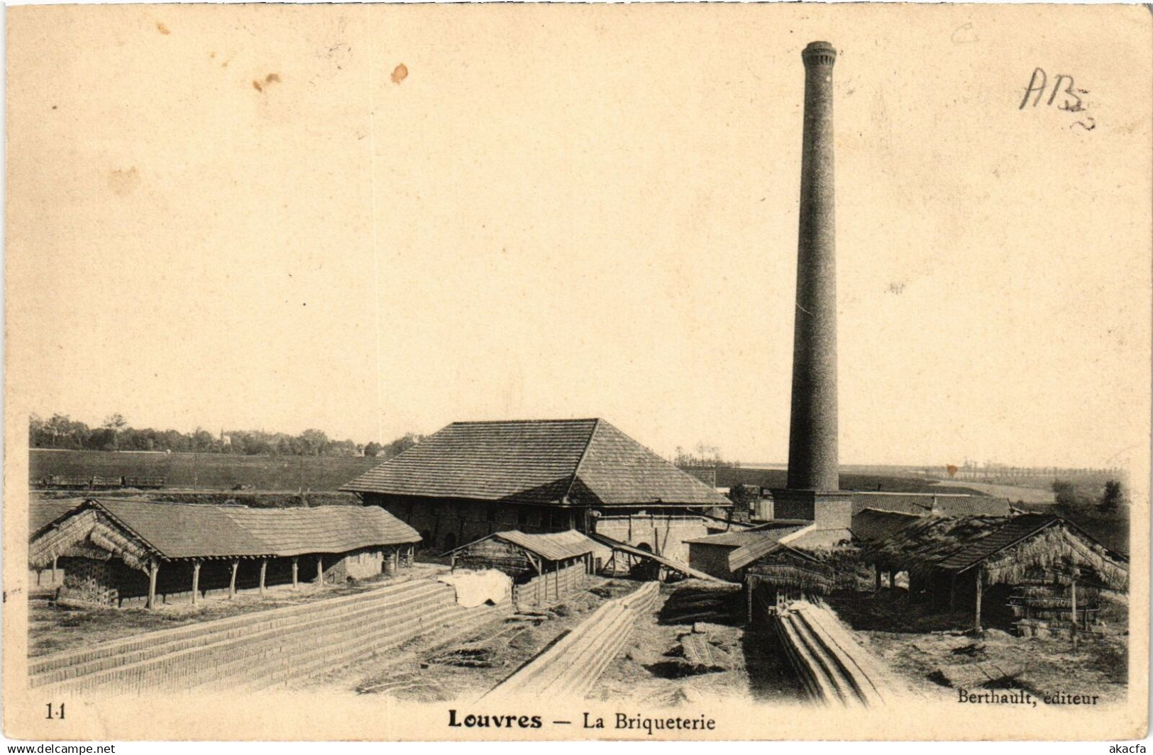 CPA Louvres La Briqueterie FRANCE (1308831)