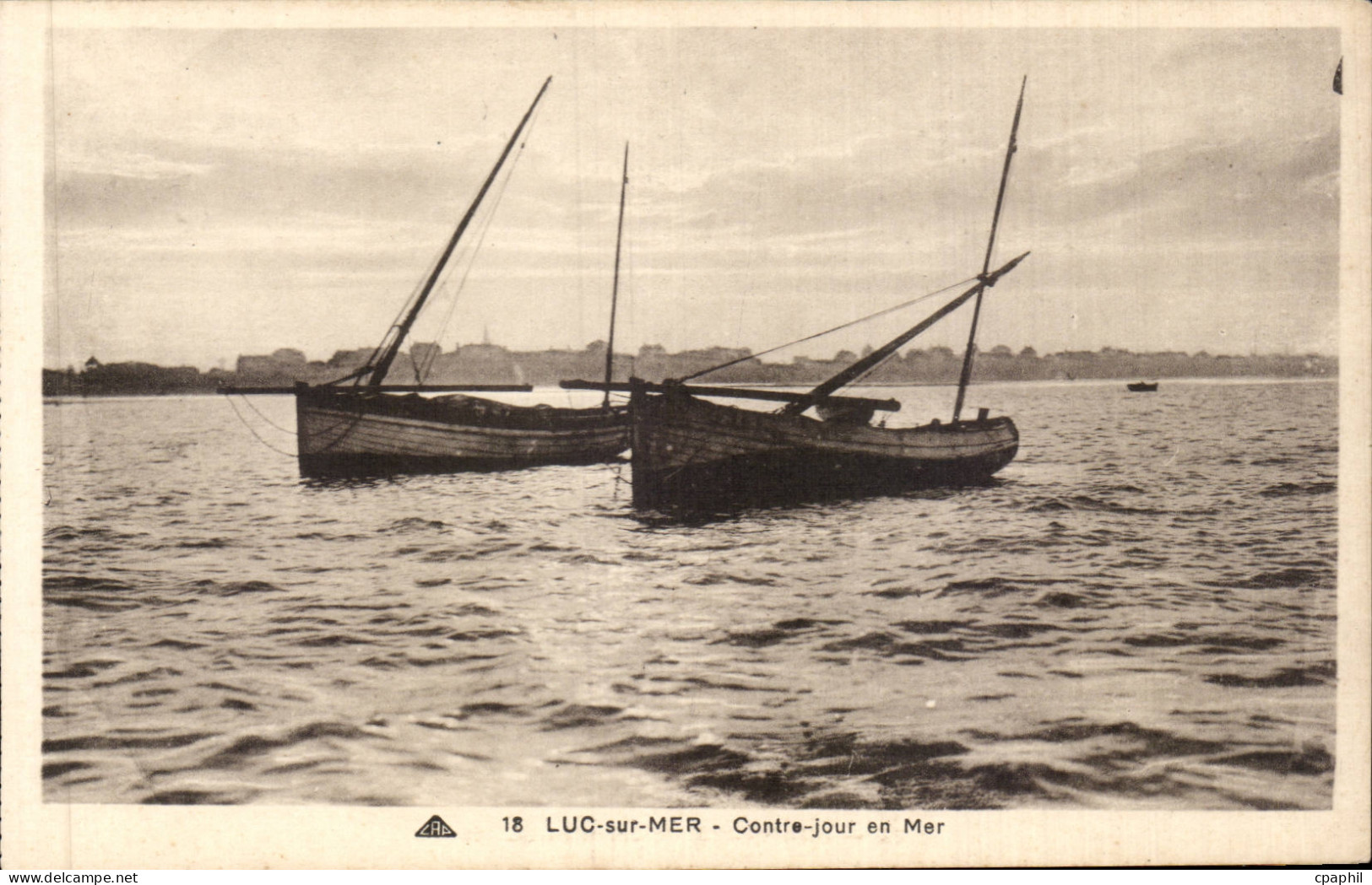 CPA Luc sur Mer Contre jour en mer