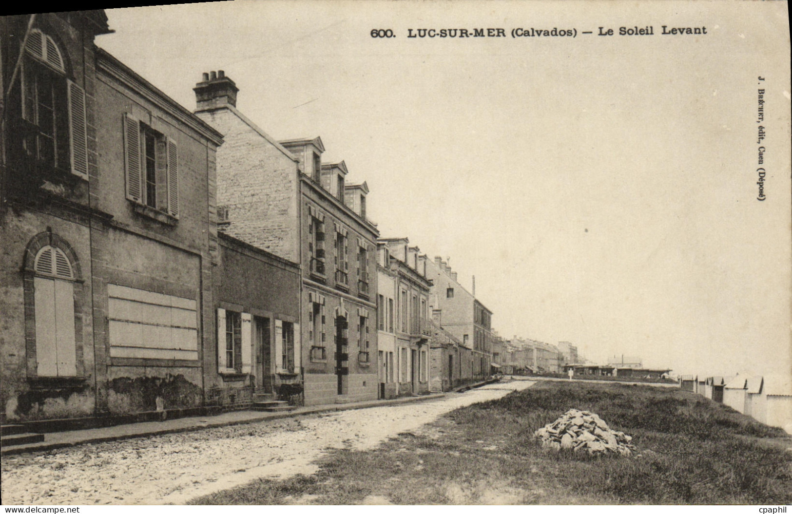 CPA Luc Sur Mer Le soleil levant