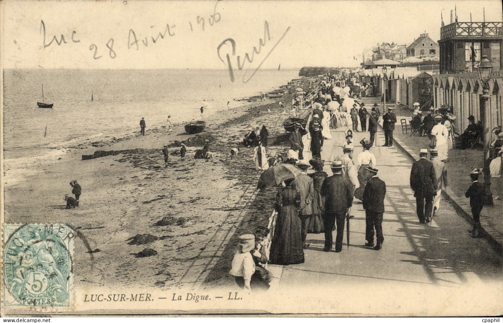 CPA Luc sur mer sur la digue