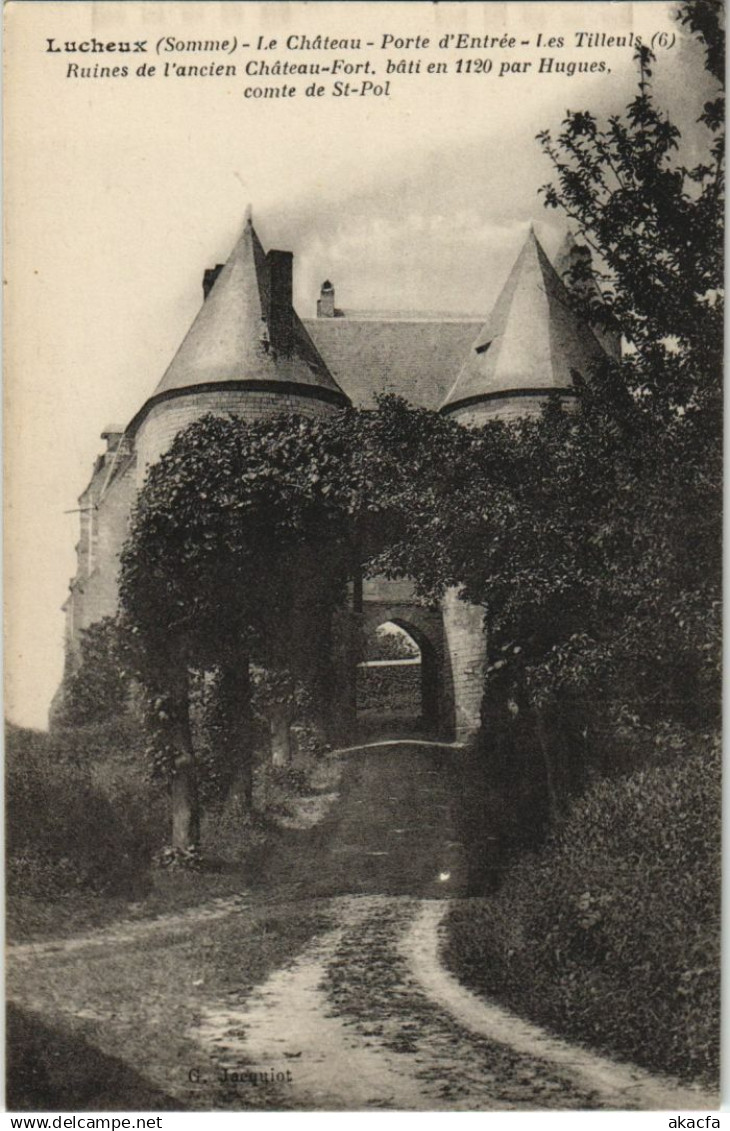 CPA LUCHEUX le Chateau Porte d'Entrée (17676)