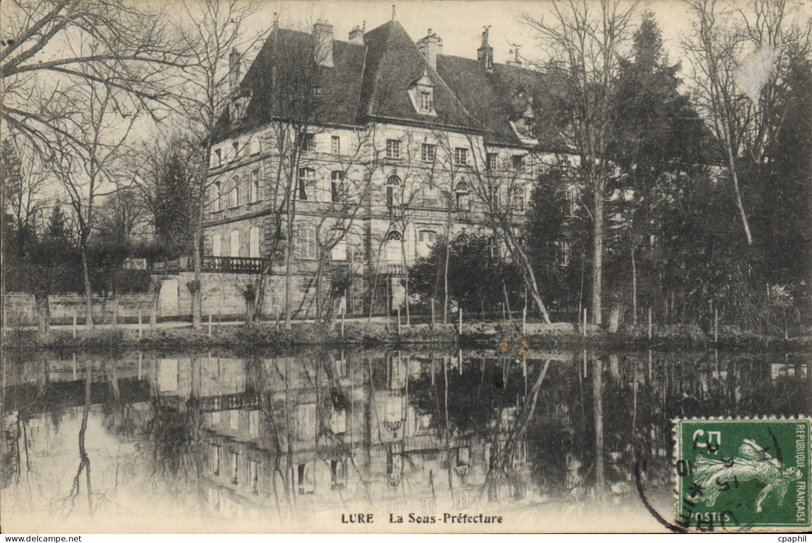 CPA Lure La Sous Prefecture