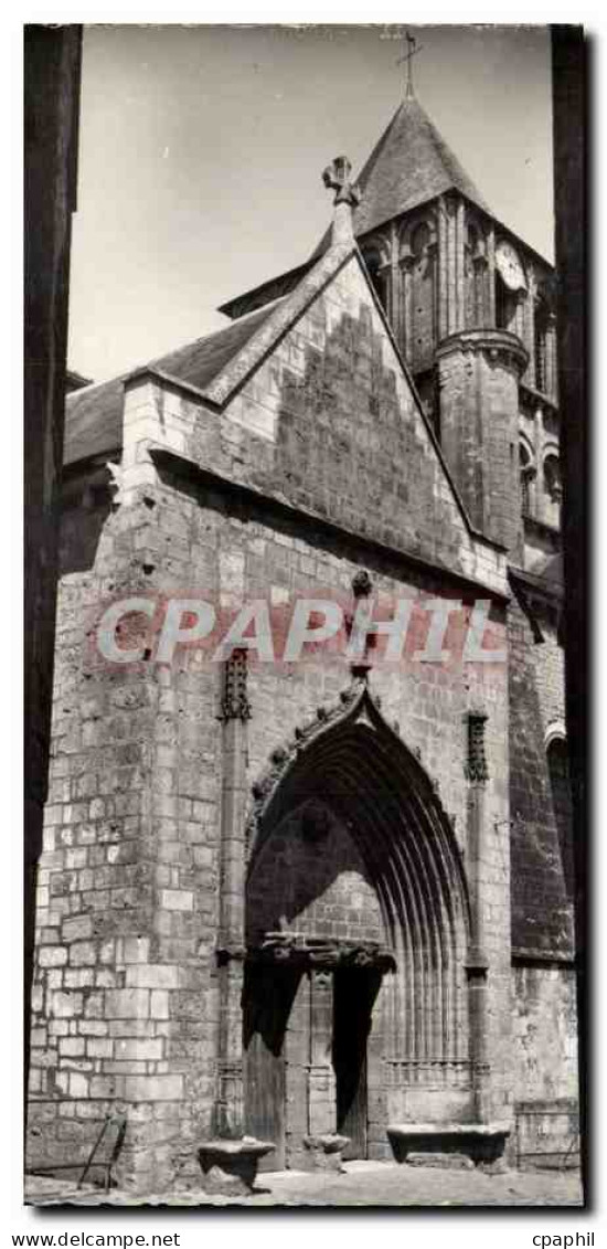 CPA Lusignan Portail Vued e l'eglise et clocher