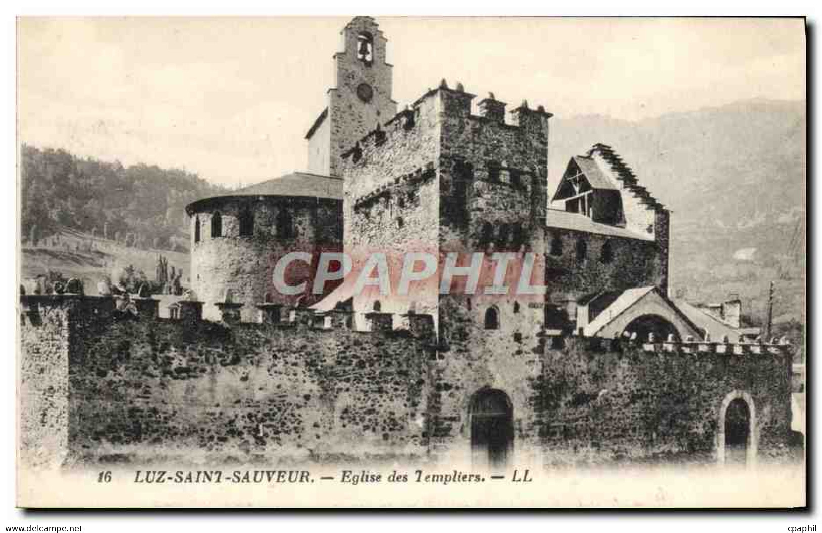 CPA Luz Saint Sauveur Eglise Des Templiers