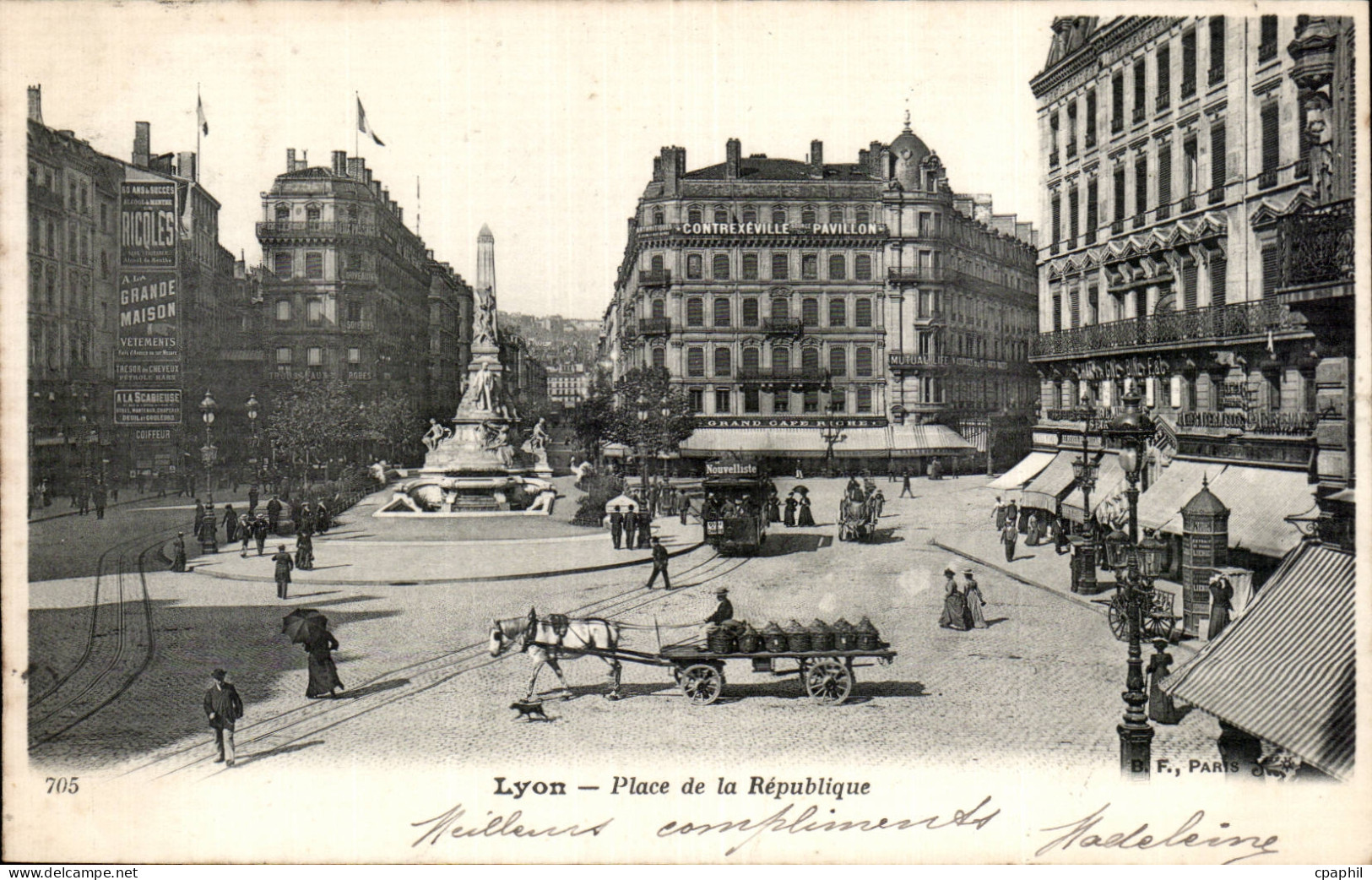 CPA Lyon Place de la Republique