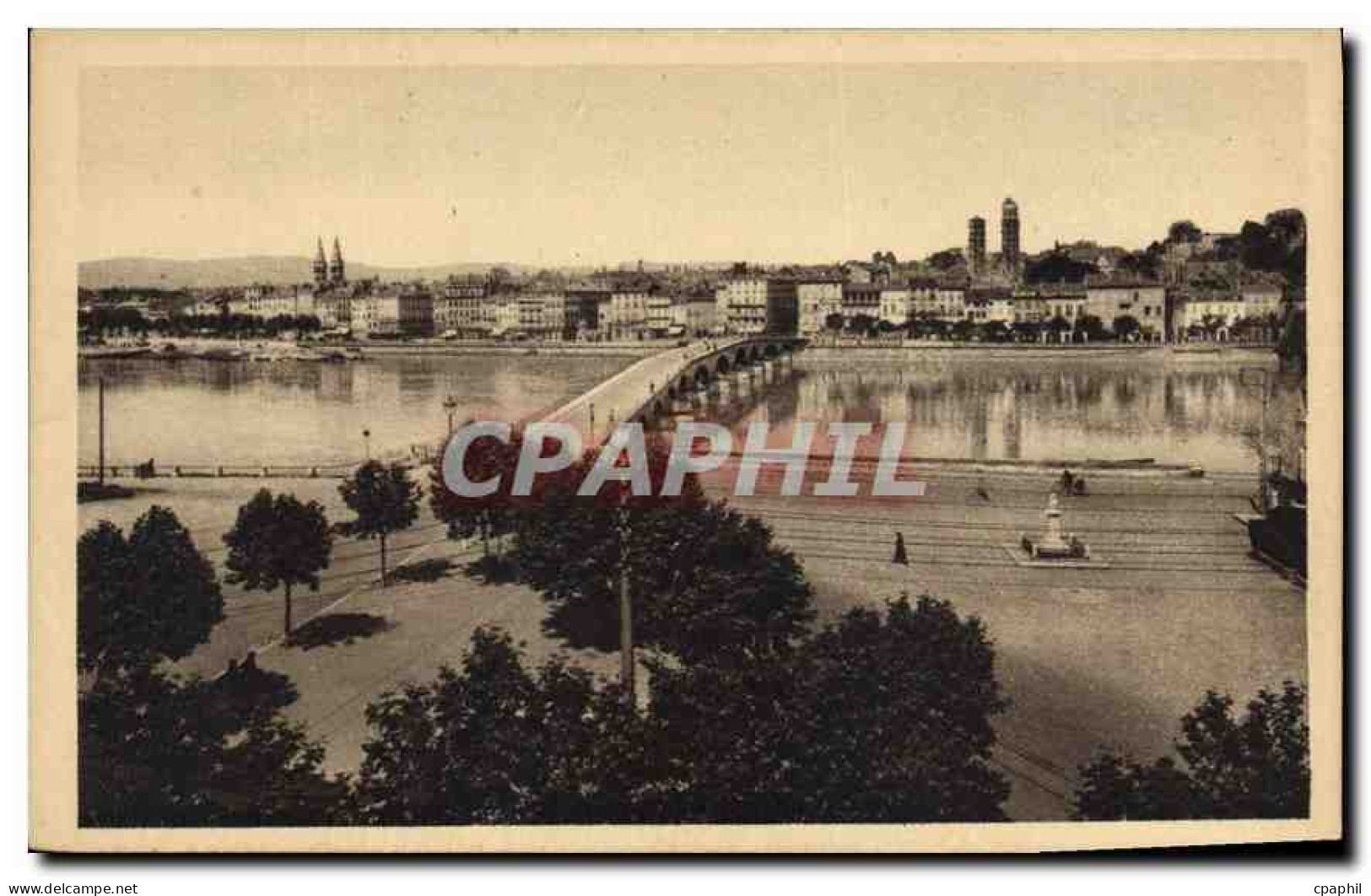 CPA Macon Vue generale
