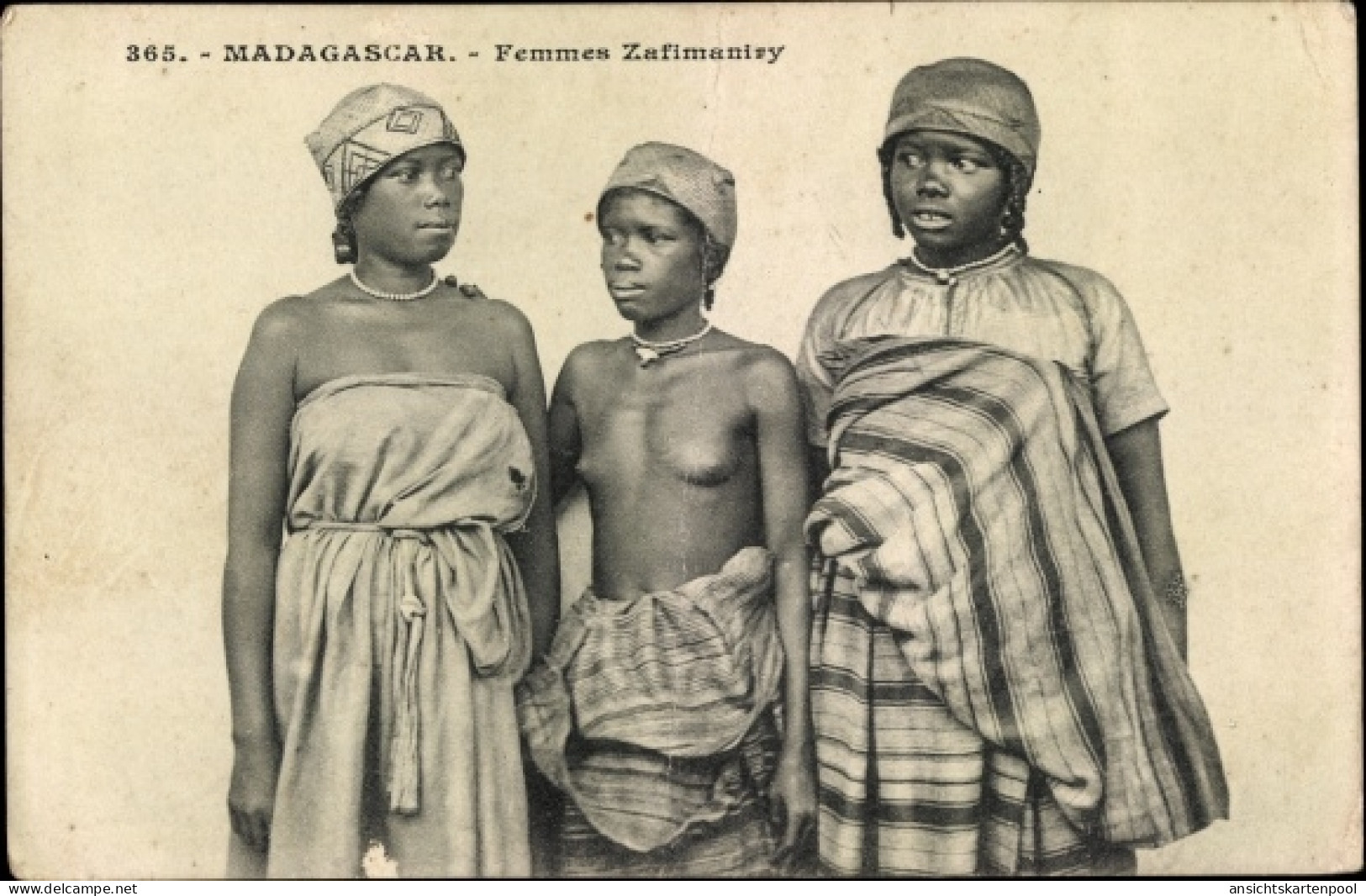 CPA Madagaskar, Femmes Zafimaniry