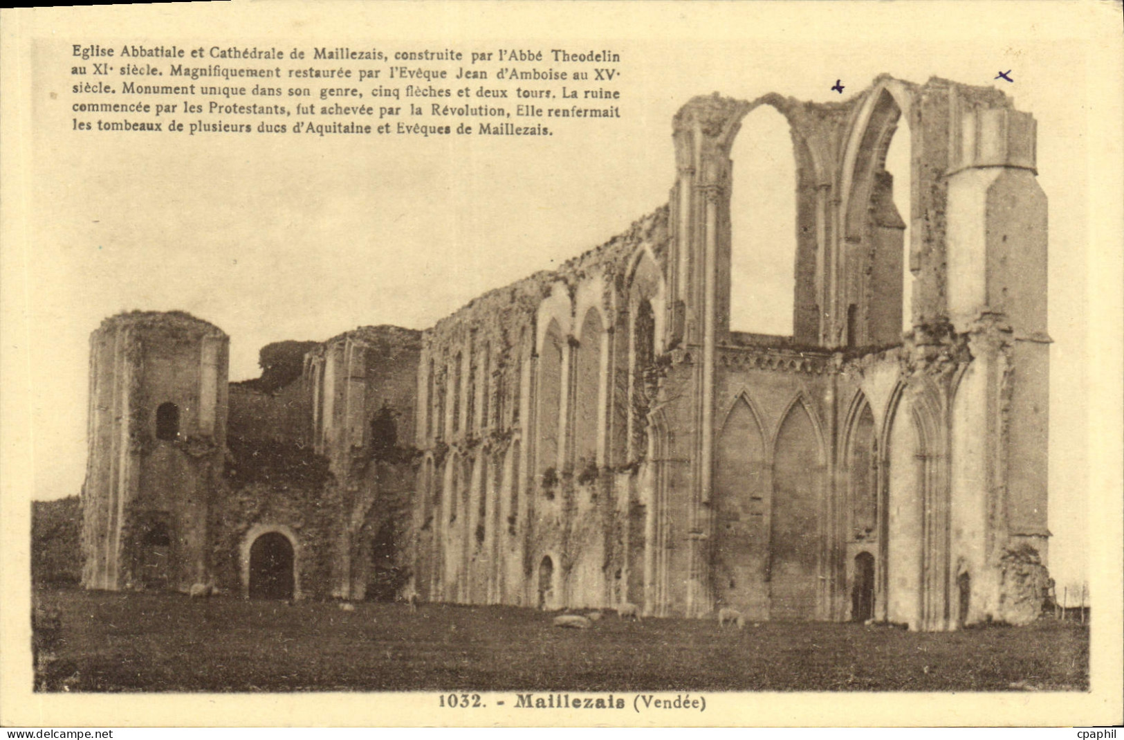 CPA Maillezais Vendee Eglise Abbatiale de Maillezais