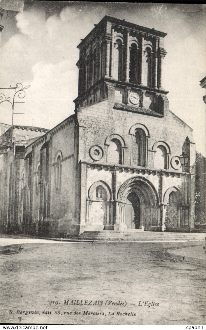 CPA Maillezais Vendee l'eglise