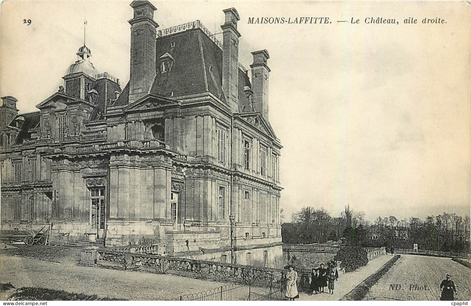 CPA Maisons Laffitte Le Chateau aile droite