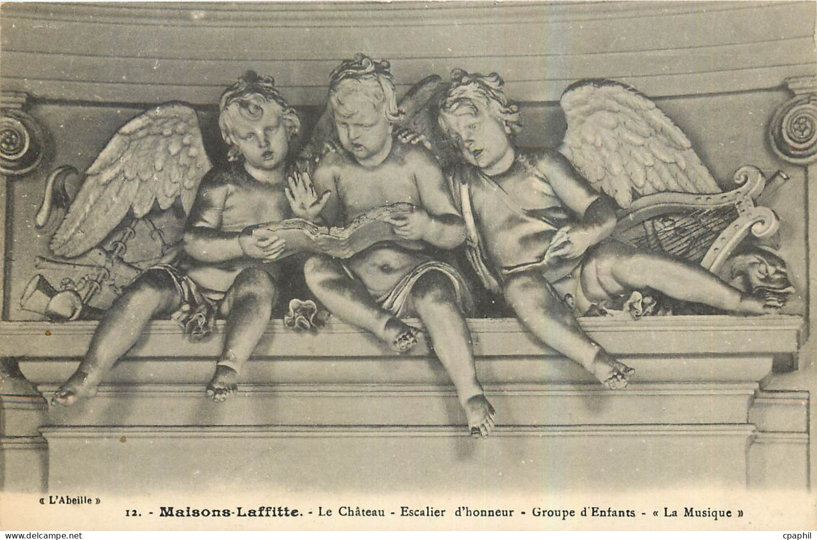 CPA Maisons Laffitte le Chateau Escalier d'honneur Groupe d'Enfants La Musique