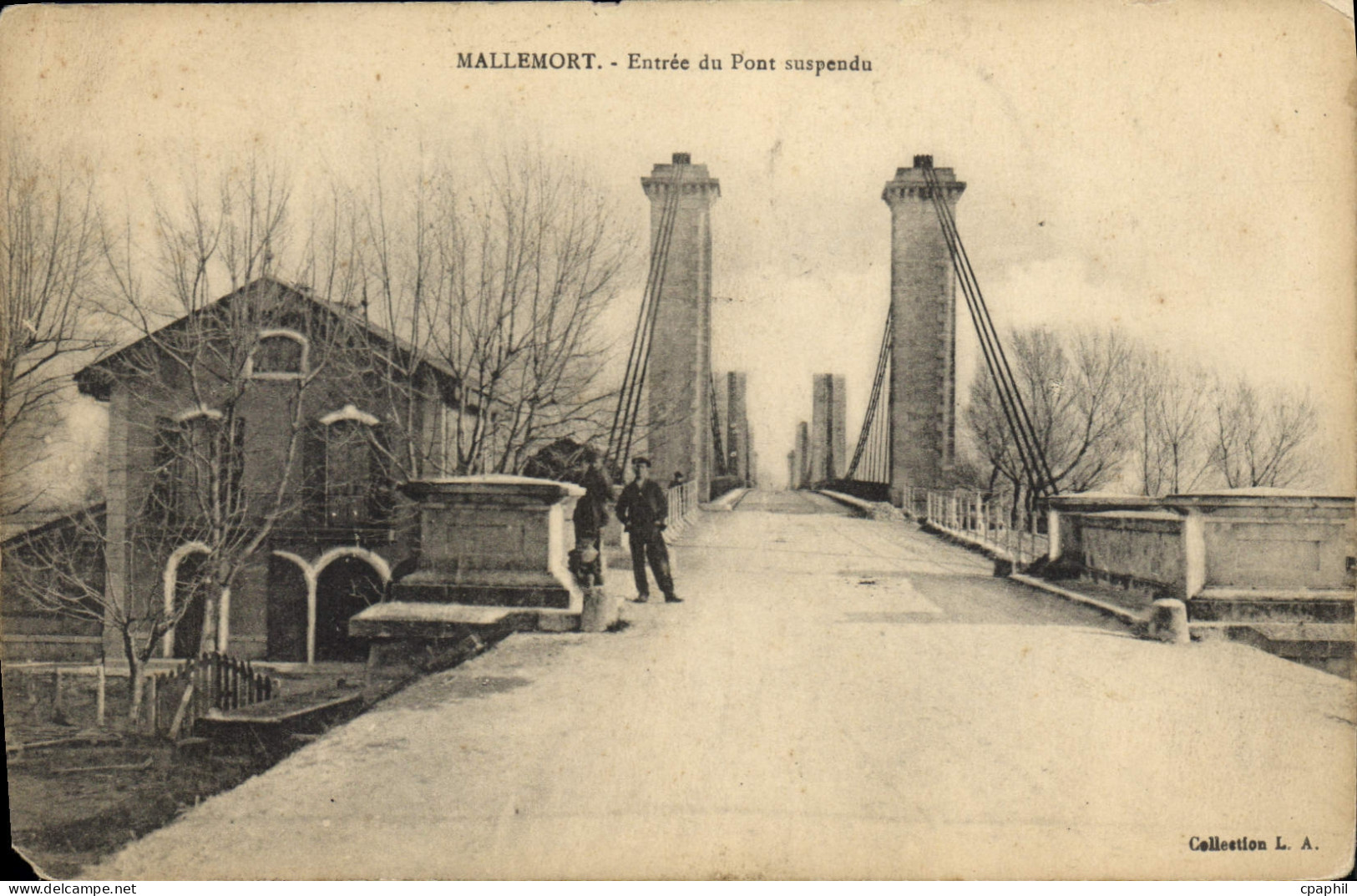 CPA Mallemort entree du Pont Suspendu