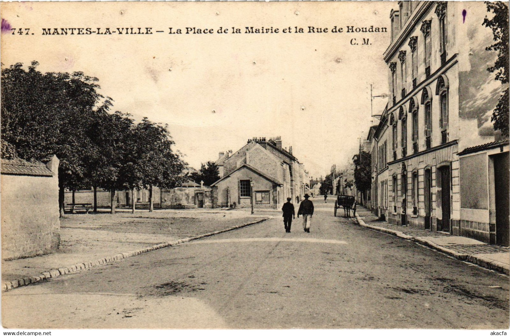 CPA Mantes la Ville La Place de la Mairie FRANCE (1378893)