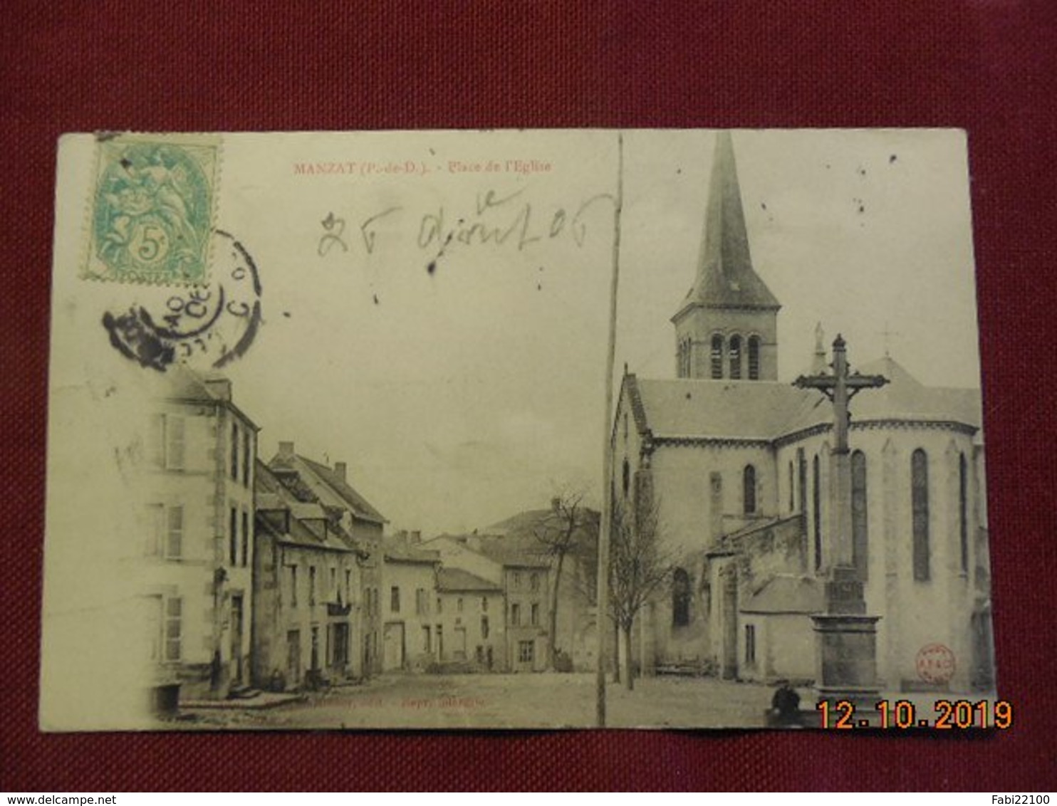 CPA - Manzat - Place de l'Eglise