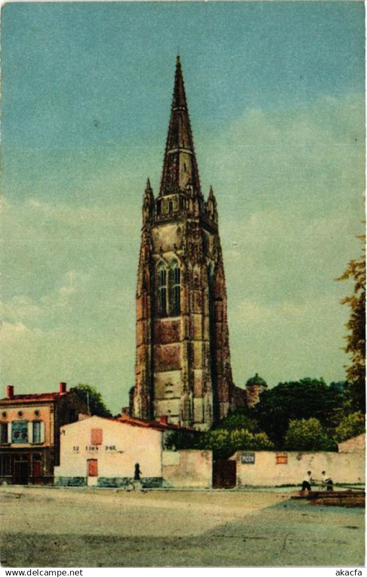 CPA MARENNES Le Clocher (666816)