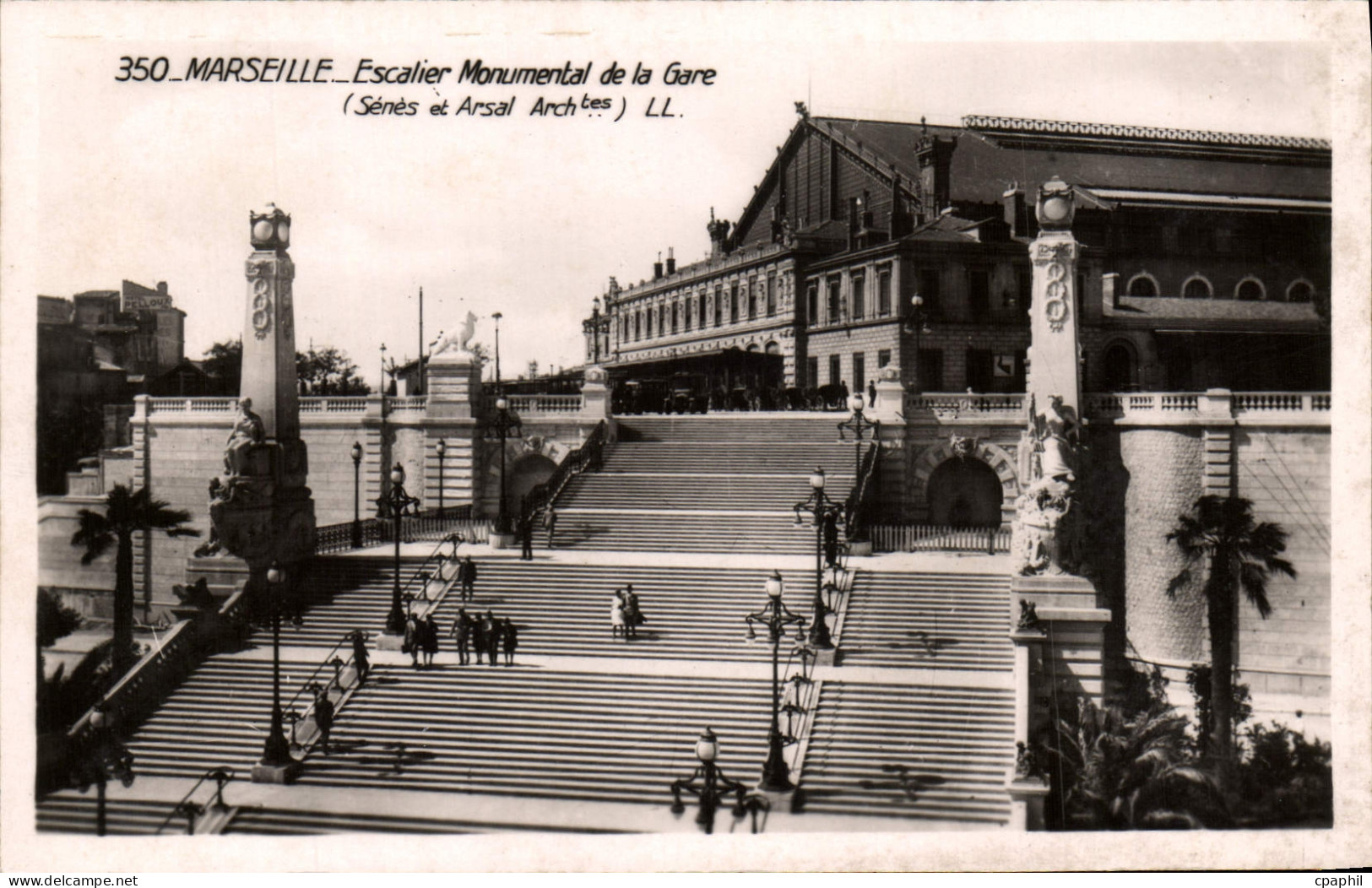 CPA Marseille Escalier Monumental de la Gare