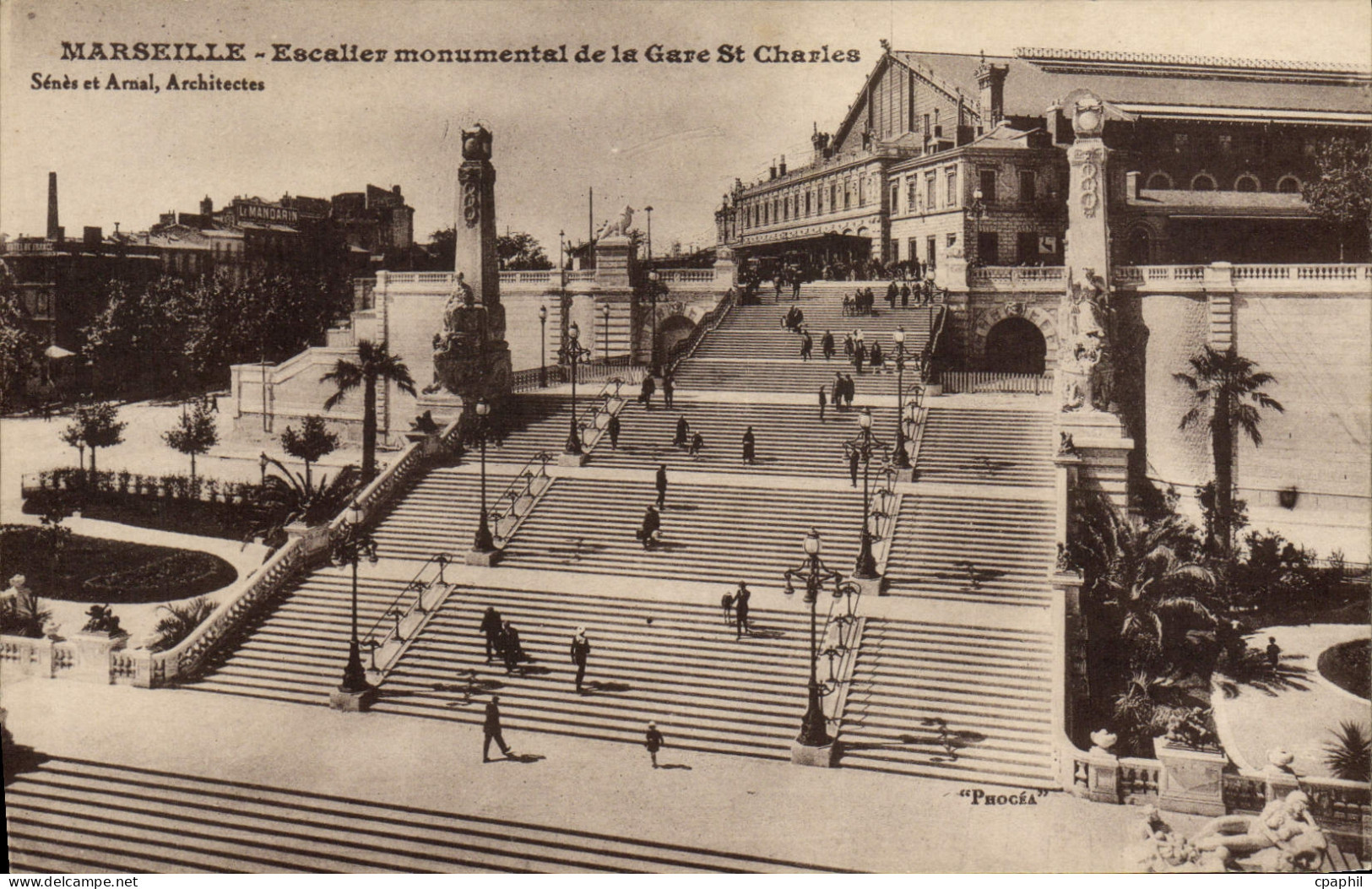 CPA Marseille Escalier monumental de la Gare St Charles