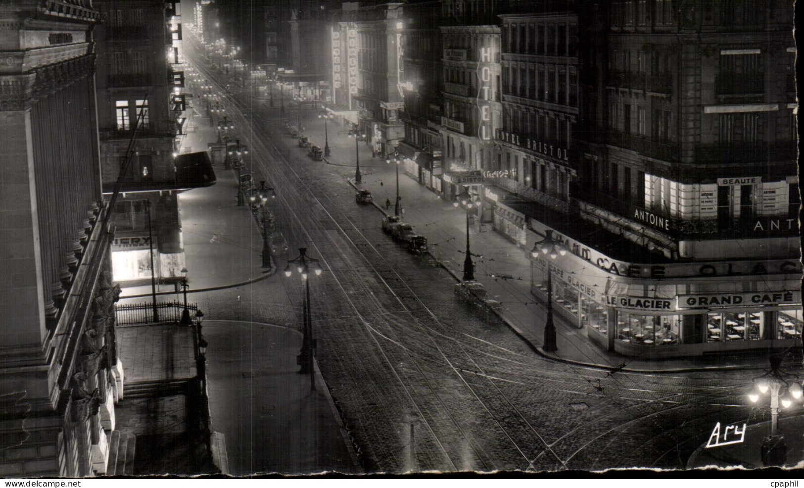CPA Marseille la nuit La Canebiere