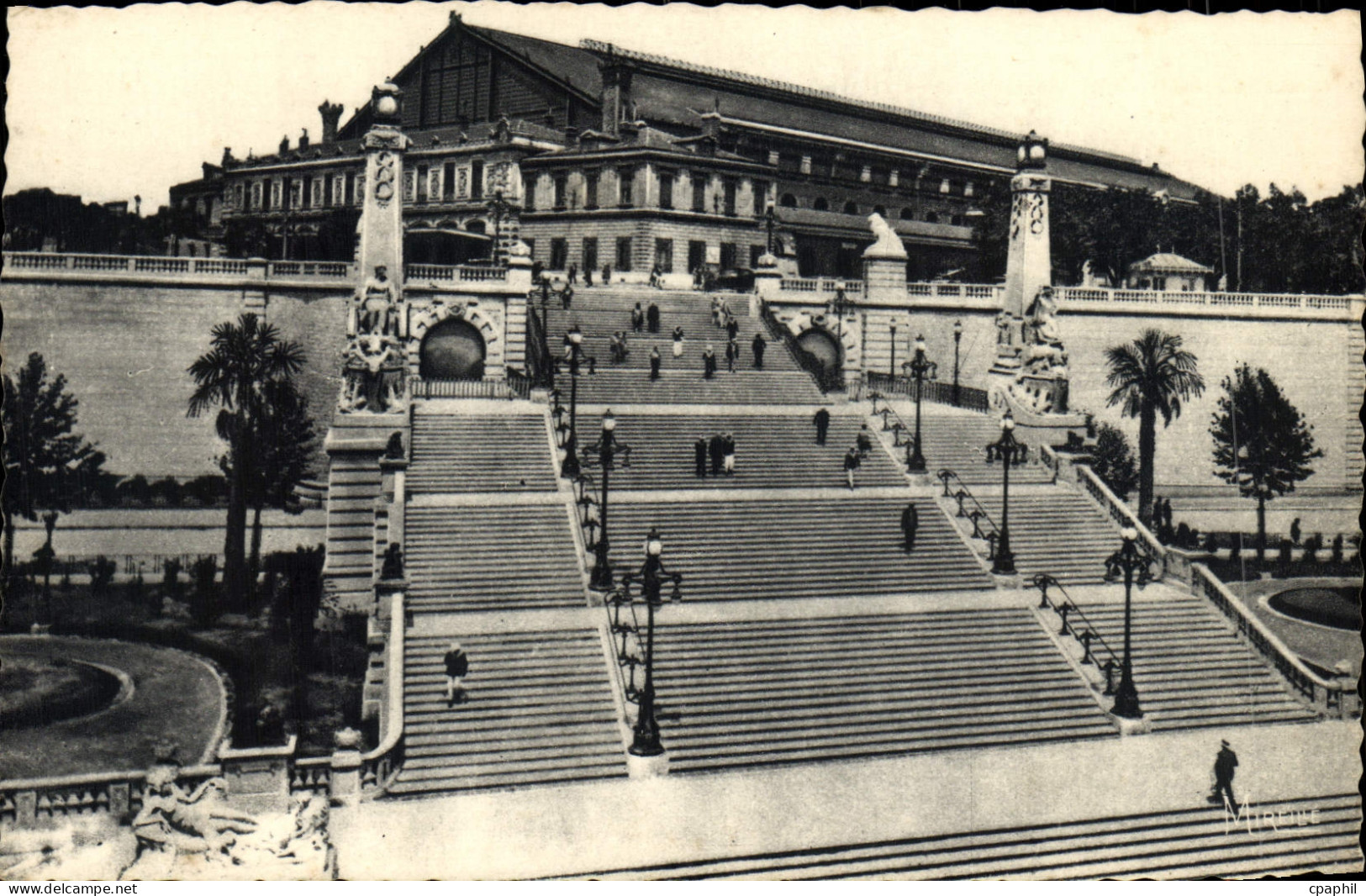 CPA Marseille Les Escaliers de la Gare