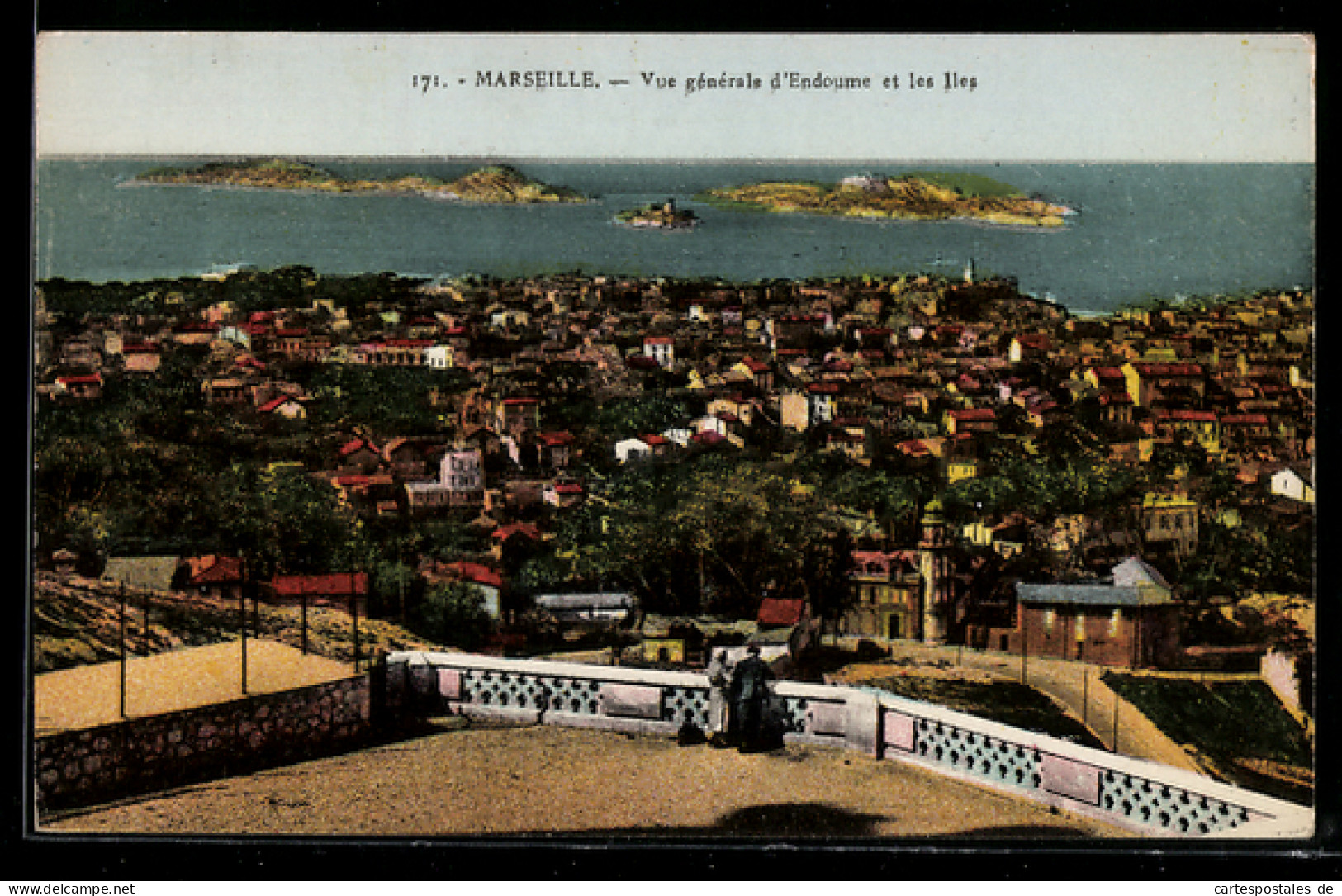 CPA Marseille, Vue générale d`Endoume et les Iles