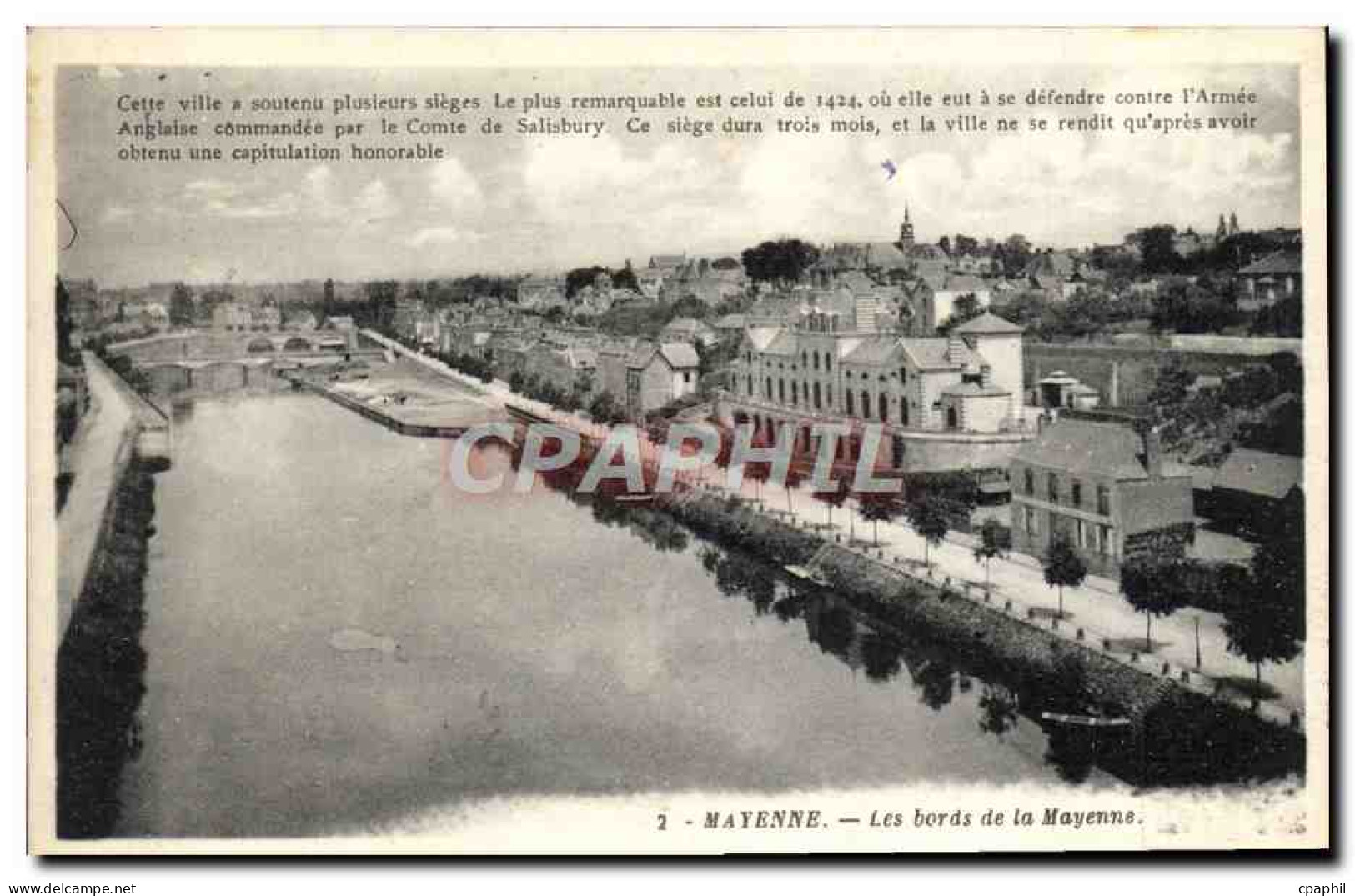 CPA Mayenne Les bords de la Mayenne