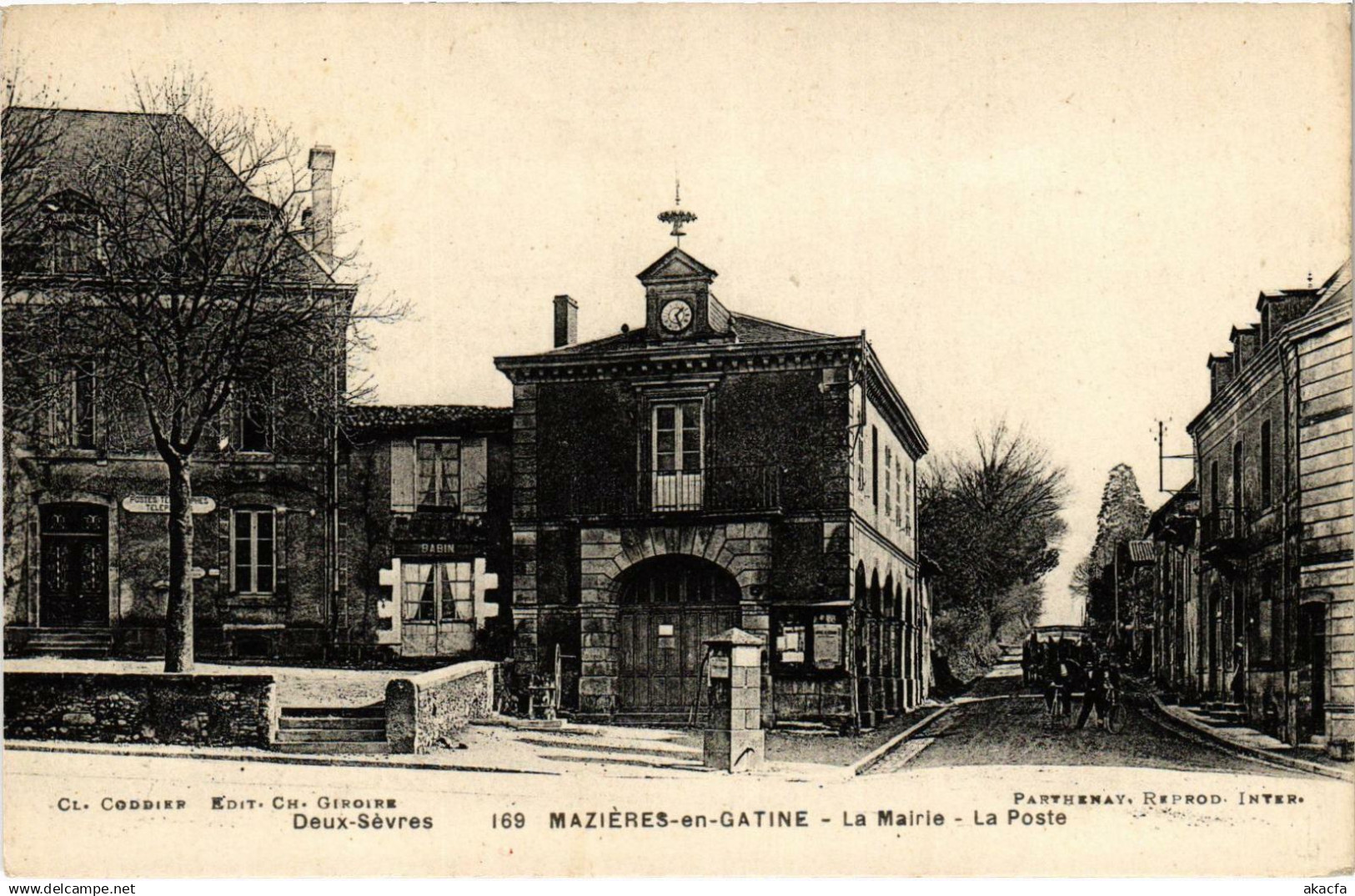 CPA Mazieres-en-Gatine - La Mairie (89601)