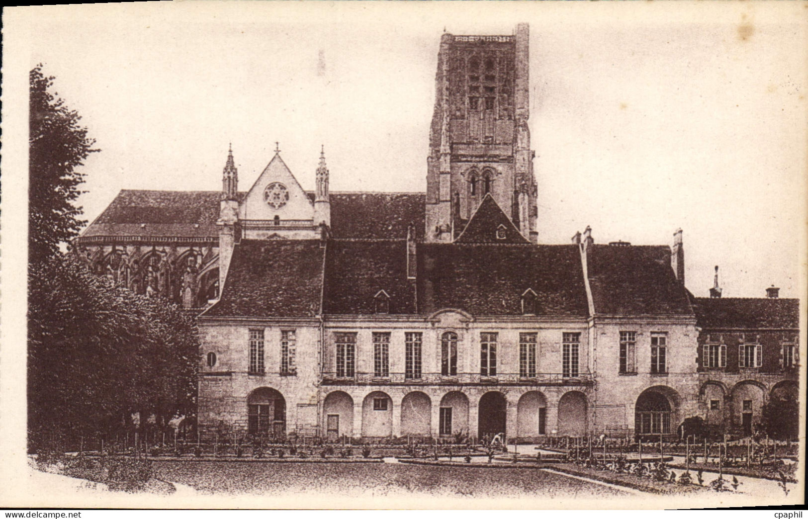 CPA Meaux Ancien Eveche