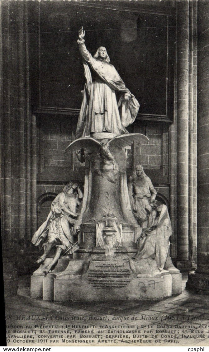 CPA Meaux La cathedrale Bossuet Eveque de Meaux