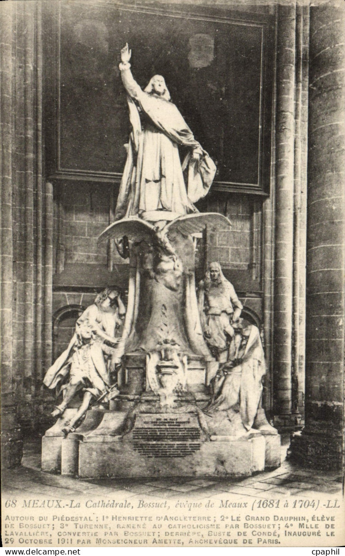 CPA Meaux La Cathedrale Bossuet eveque de Meaux
