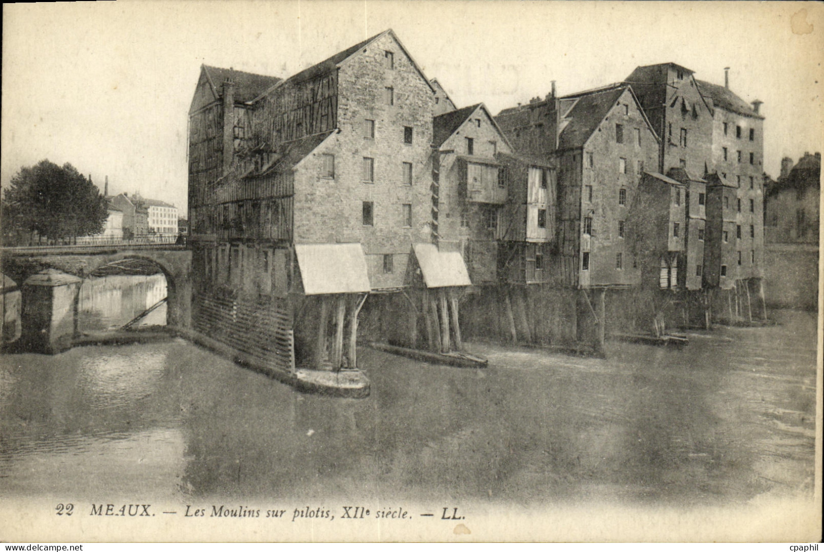 CPA Meaux Les Moulins sur Pilotis