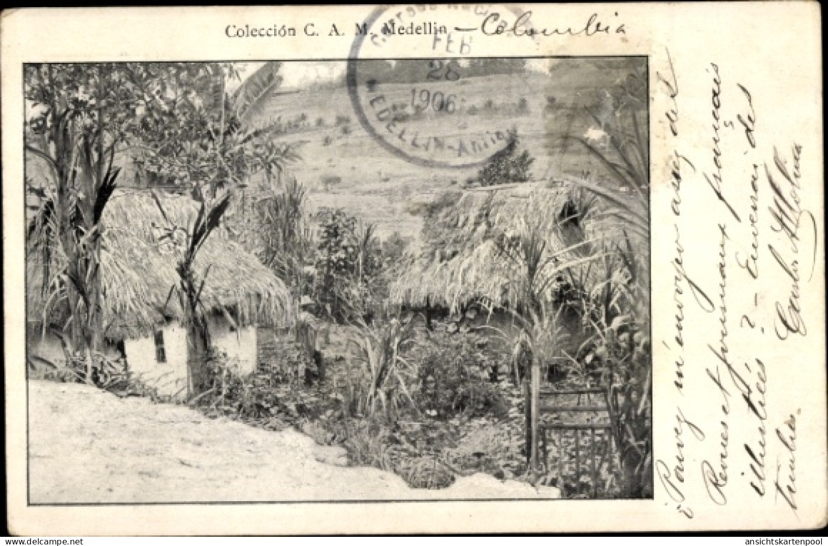 CPA Medellin Kolumbien, Wohnhäuser, Strohdächer