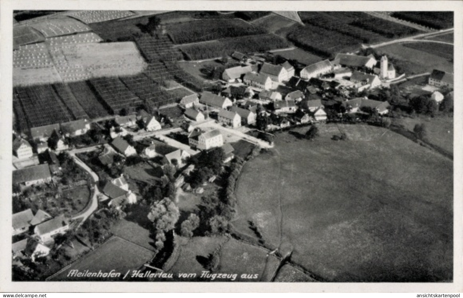 CPA Meilenhofen Mainburg im Hallertau Niederbayern, Fliegeraufnahme