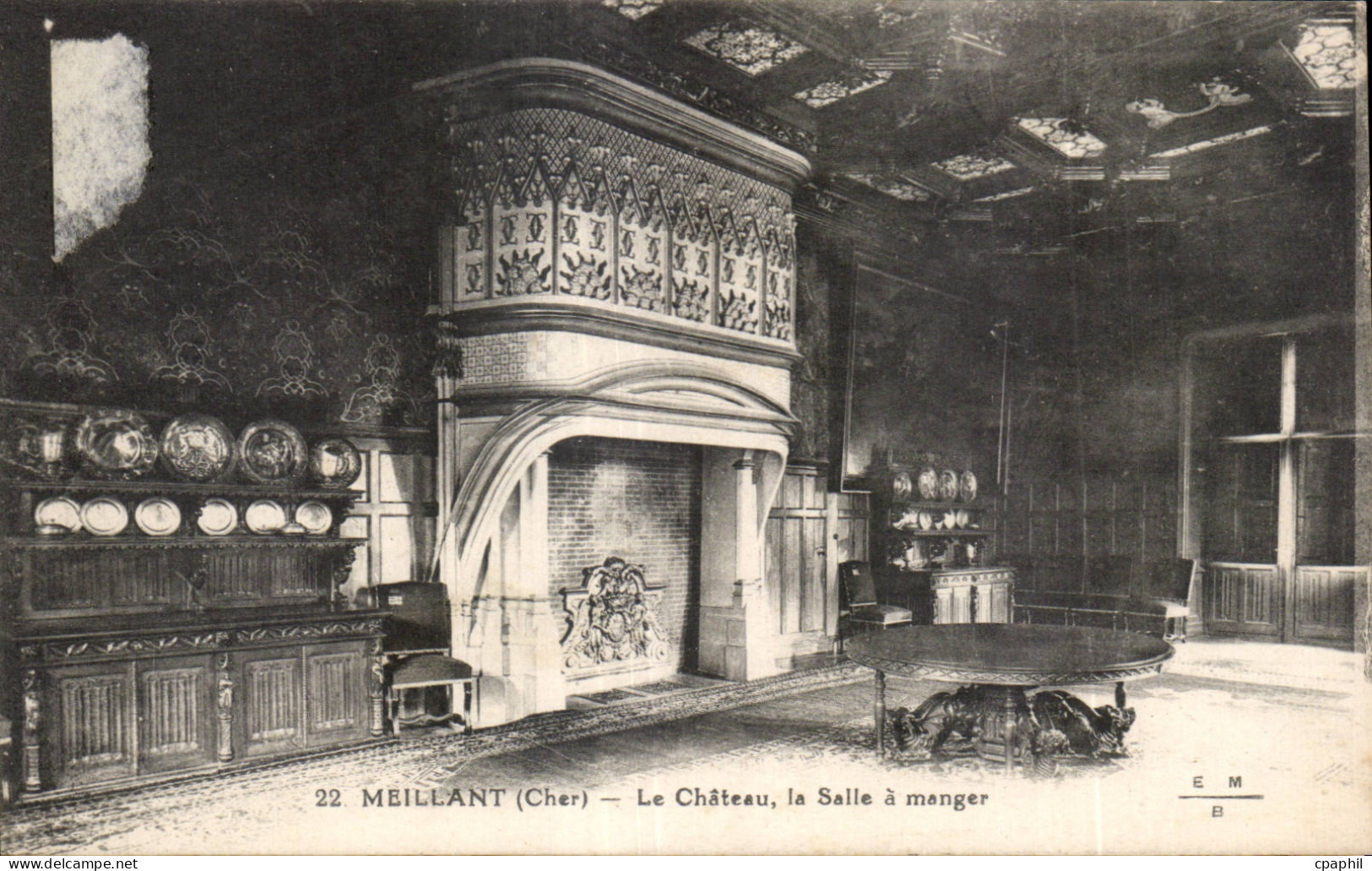 CPA Meillant Le chateau La salle a manger
