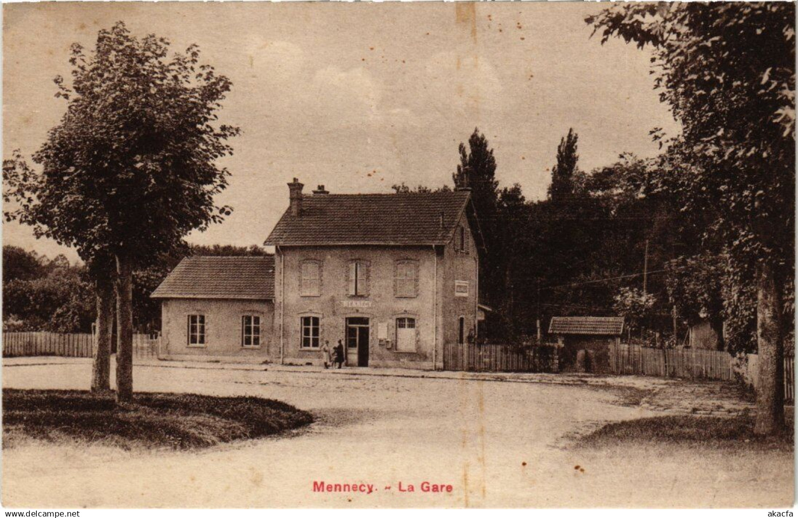 CPA Mennecy La Gare FRANCE (1371077)