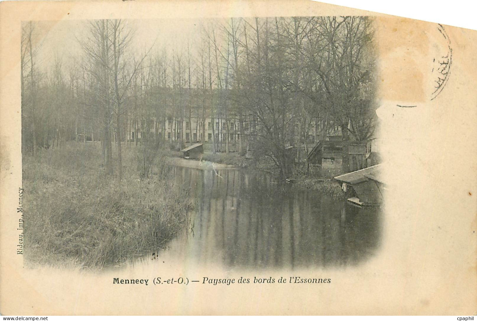 CPA Mennecy S et O Paysage des bords de l'Essonnes