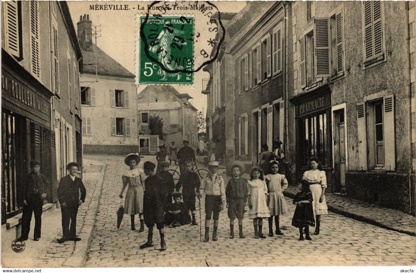 CPA Méréville Rue des Trois-Mailles (1391330)