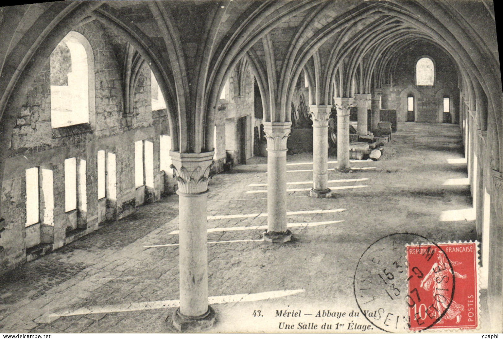 CPA Meriel Abbaye du Val Une Salle du 1er etage