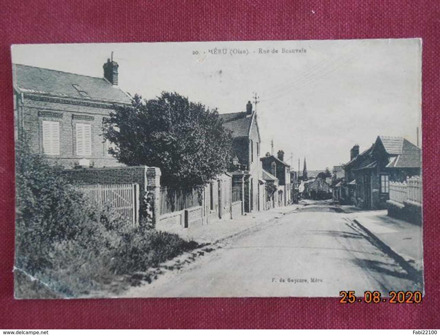 CPA - Méru - Rue de Beauvais