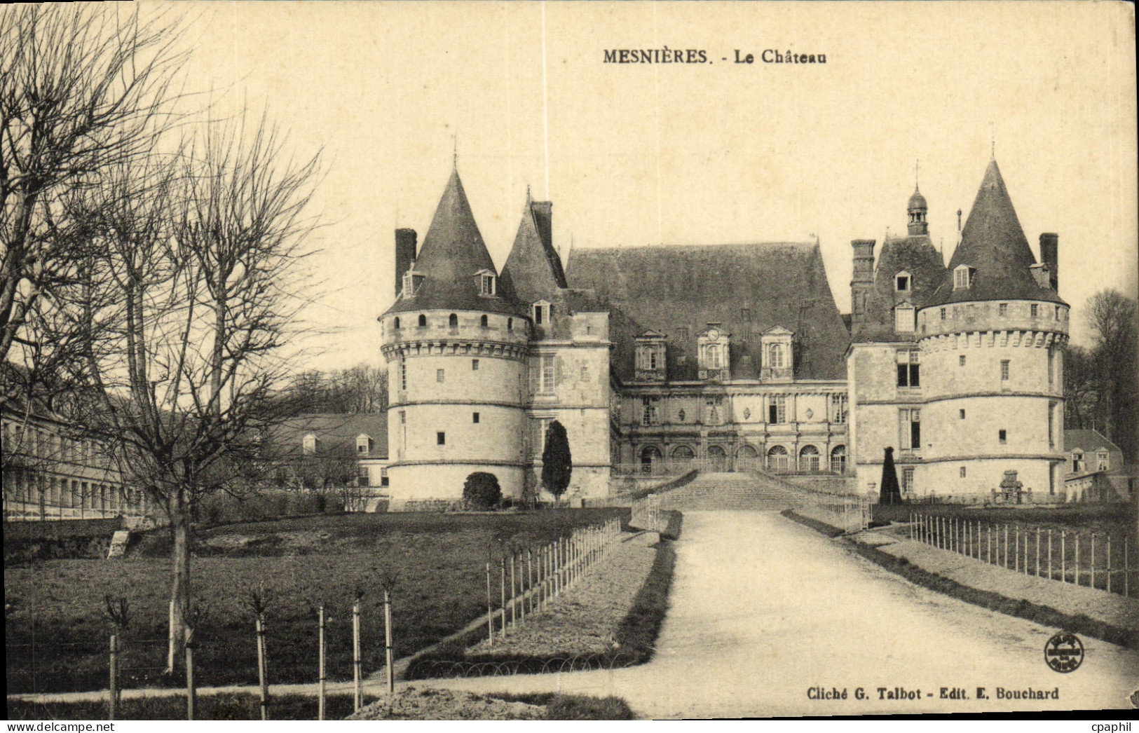 CPA Mesnieres Le Chateau