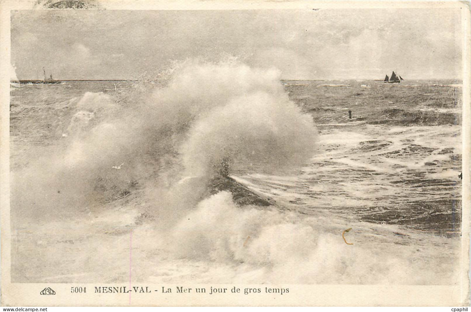 CPA Mesnil Val La Mer un jour de gros Temps