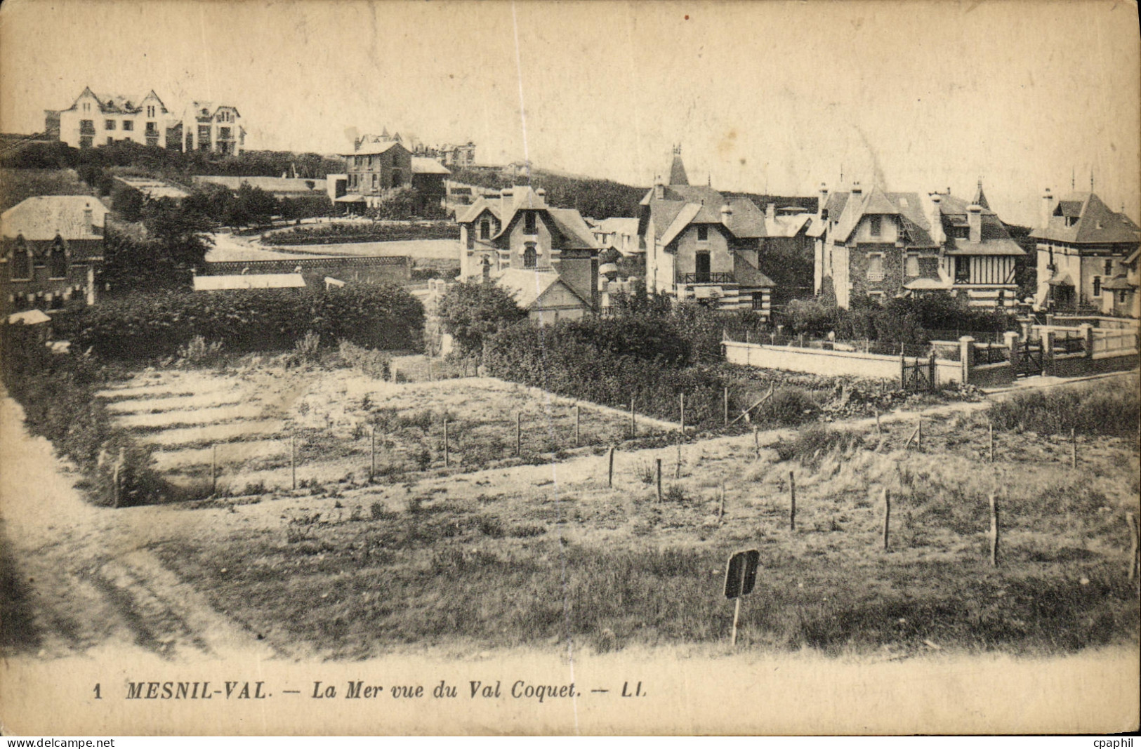 CPA Mesnil Val La Mer vue du Val Coquet