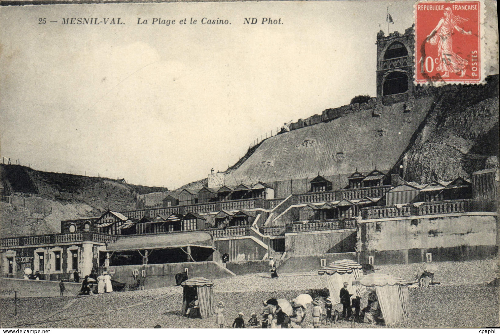 CPA Mesnil Val La Plage Et Le Casino