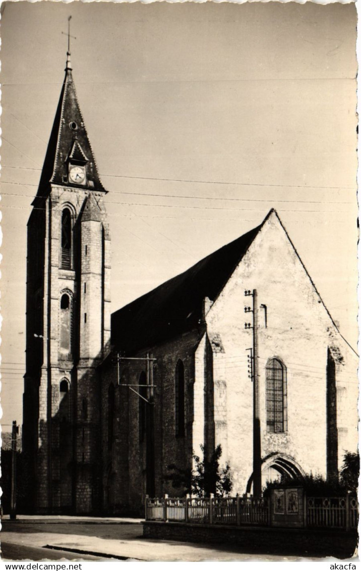 CPA MILLY-la-FORET - L'Église (385060)