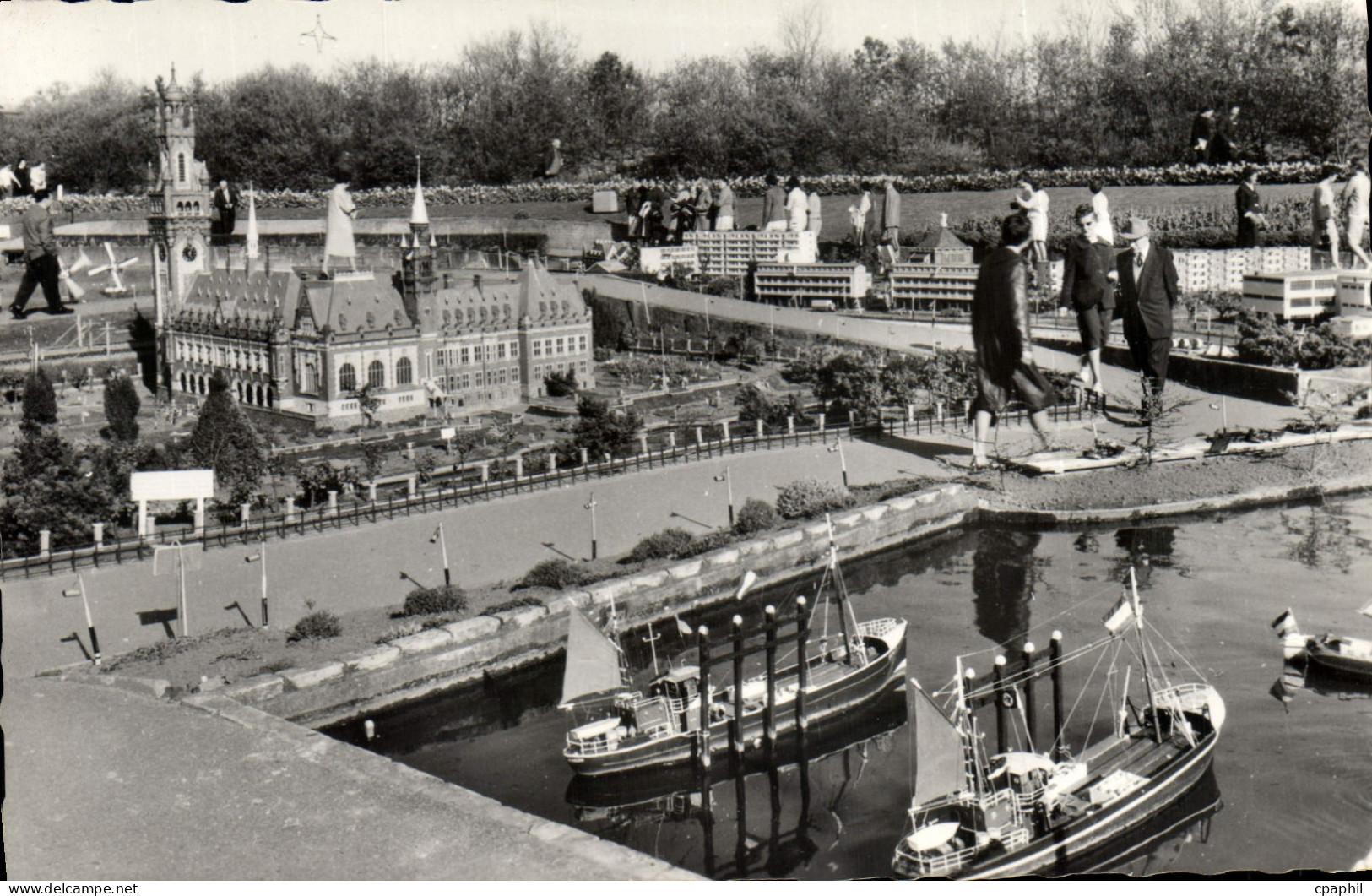 CPA Minatuurstad Madurodam Den Haag Vredespaleis